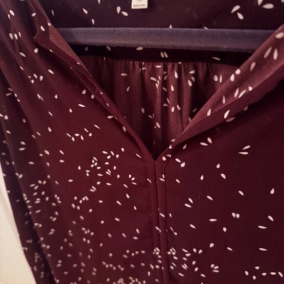 EUC MONDAY FUN Linnette Split Neck Smocked Blouse | 1X | Purple/burgundy - Picture 5 of 7